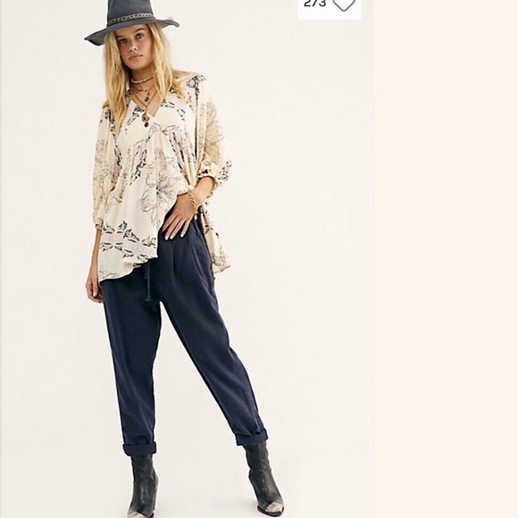 Free People Girl Talk Printed Tunic Top XSmall XS Ivory
Excellent condition. - Picture 2 of 12